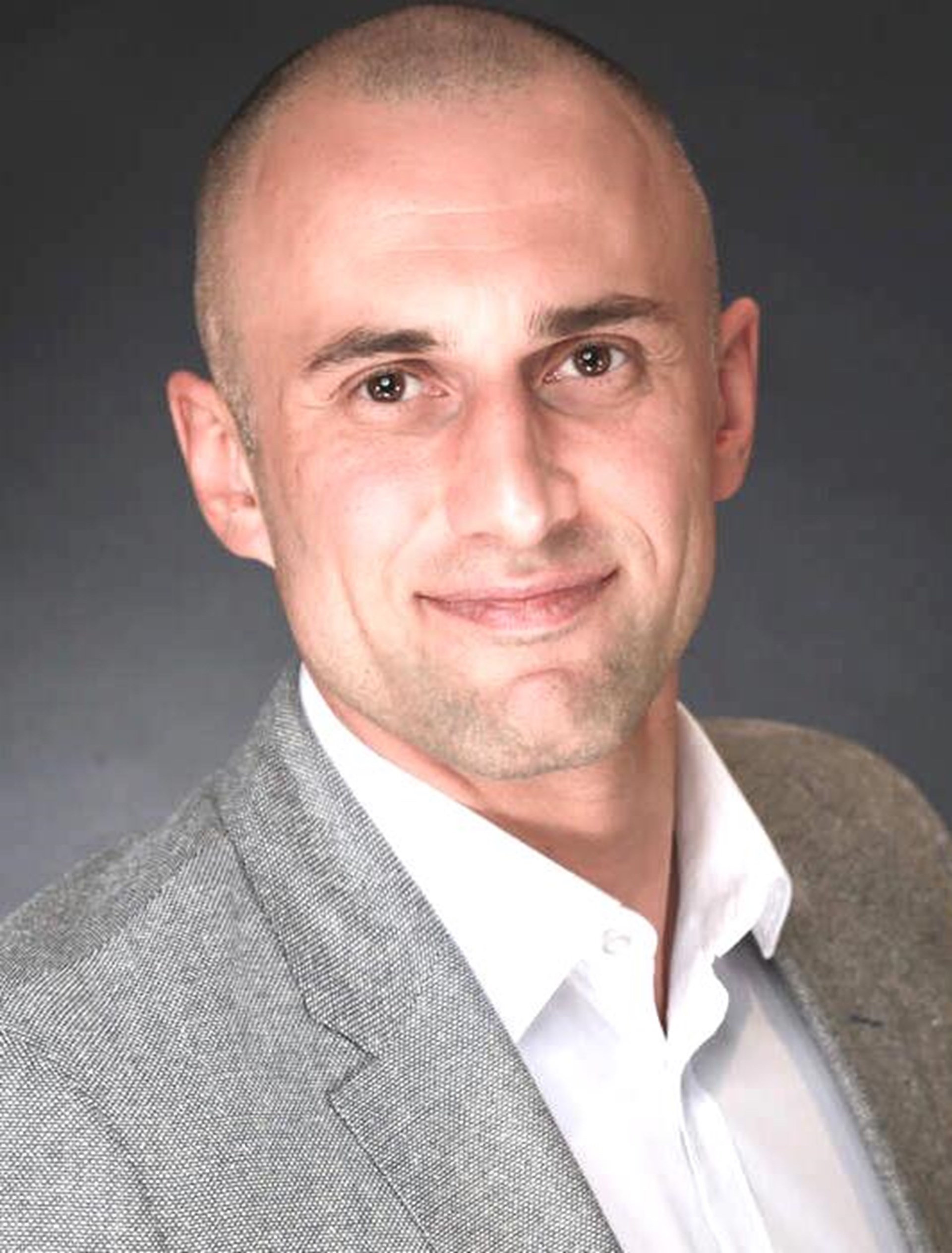 Porträtfoto Niko Keller