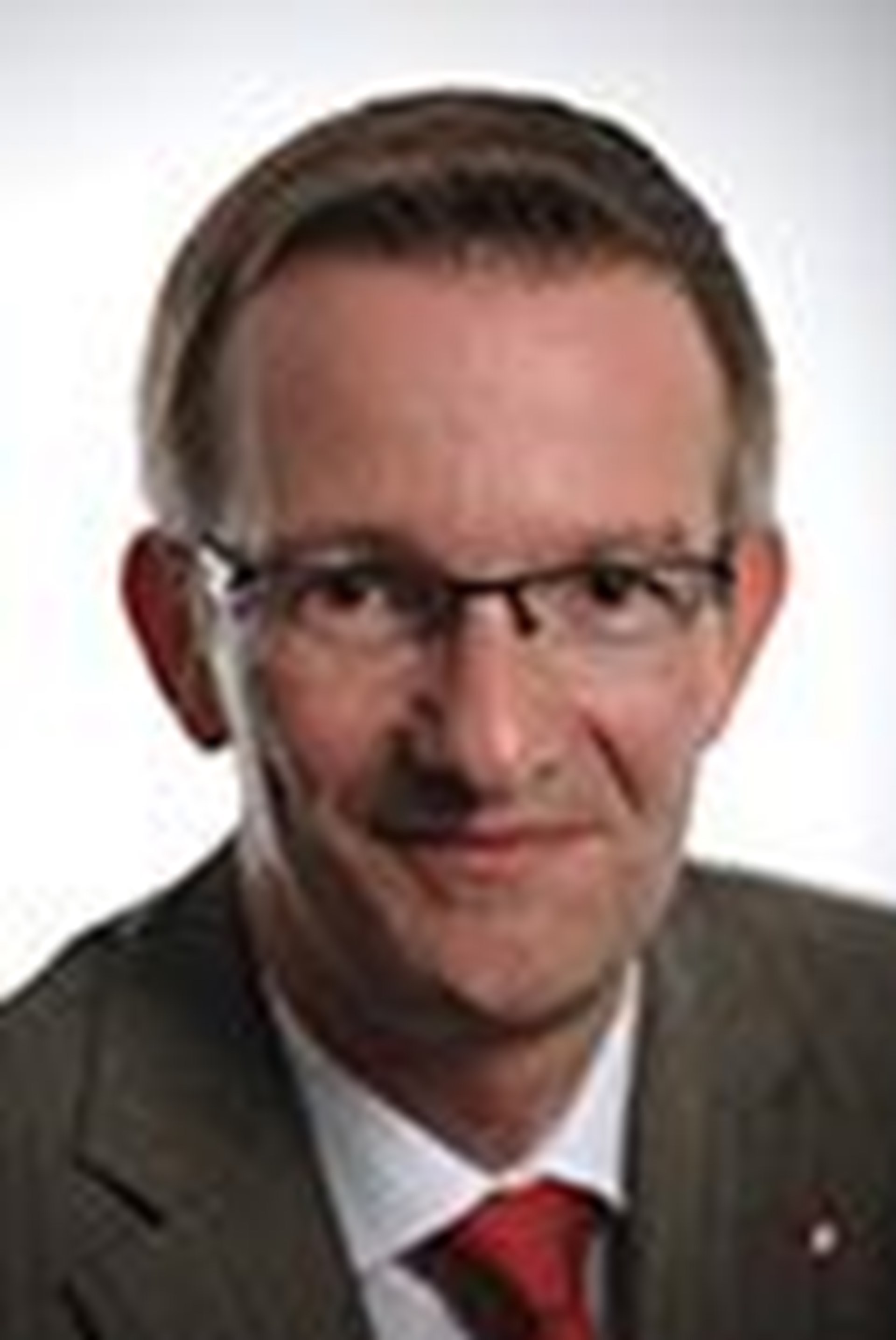 Porträt von Thomas Hoyer