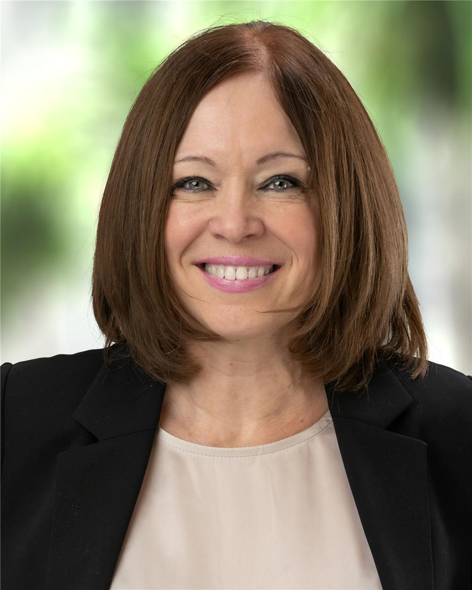 Portraitfoto von Claudia Eichenberg