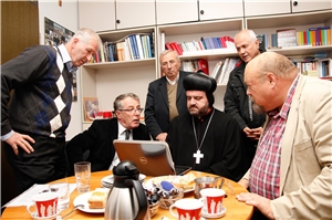 Erzbischof Selwanos Boutros Alnemeh besuchte den Diözesan-Caritasverband Augsburg.