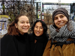 Melis Günay, Sissy Nguyen, Julia Finkenzeller im Gruppenbild
